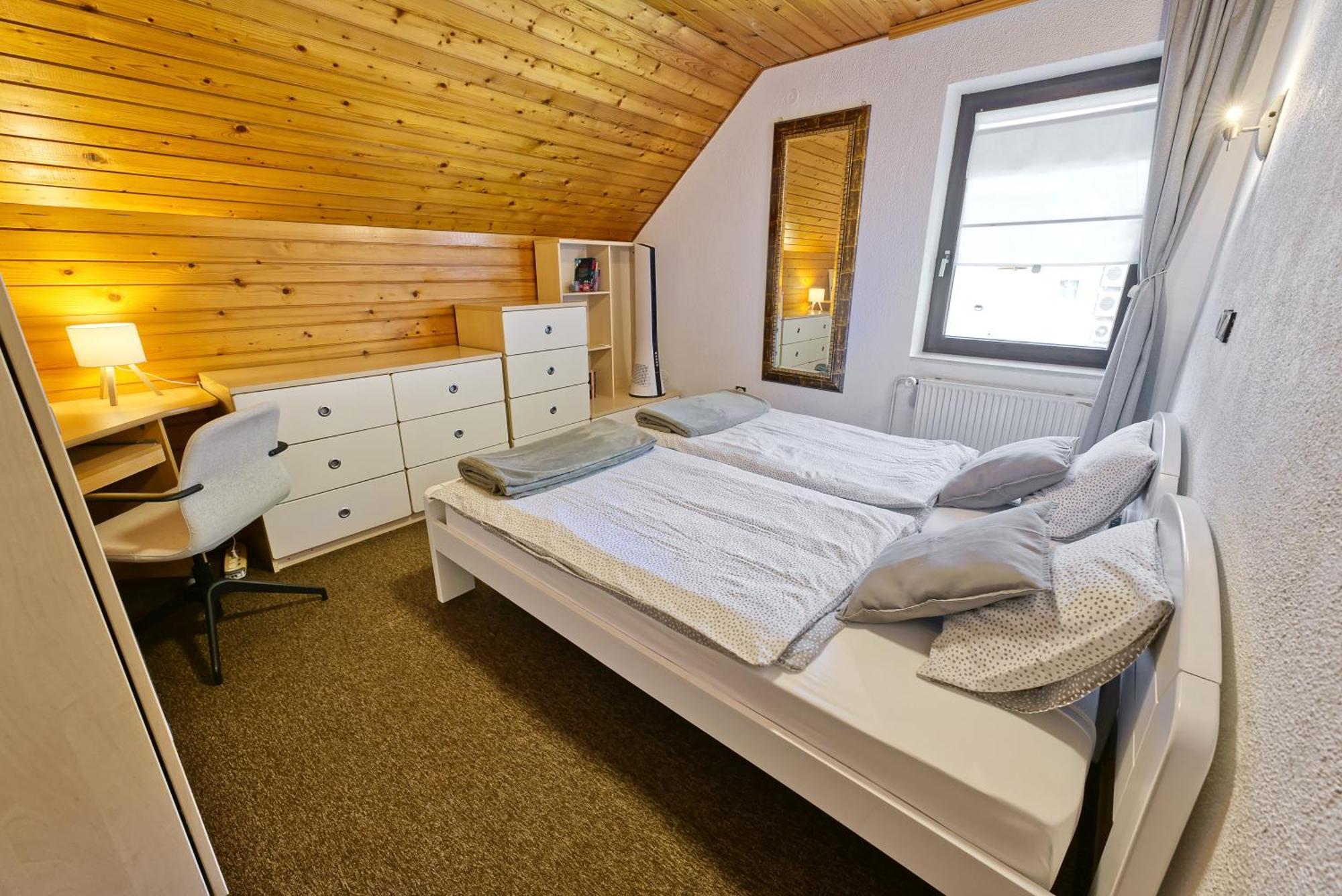 Castle Way Apartments Tamy Bled Bagian luar foto