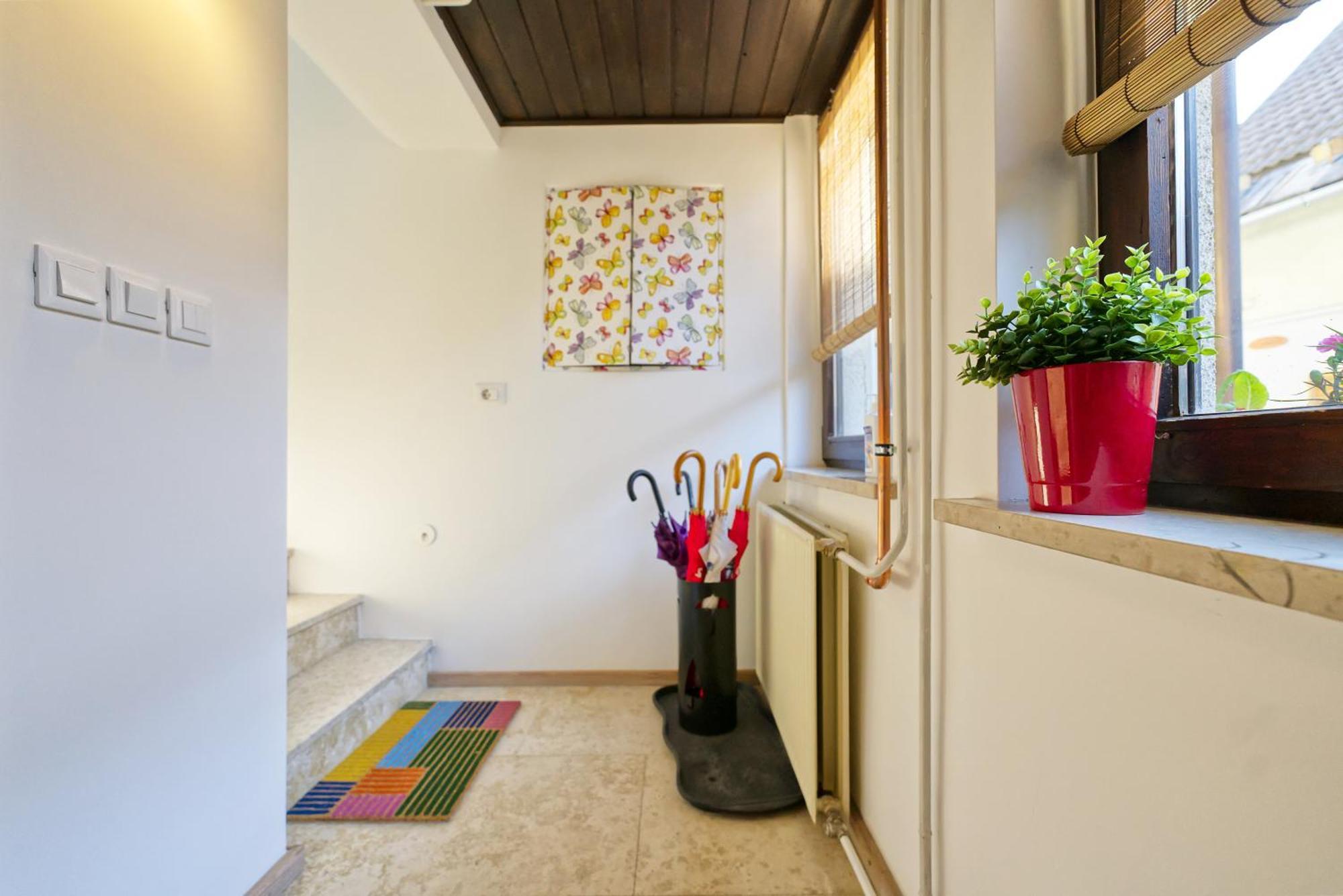 Castle Way Apartments Tamy Bled Bagian luar foto