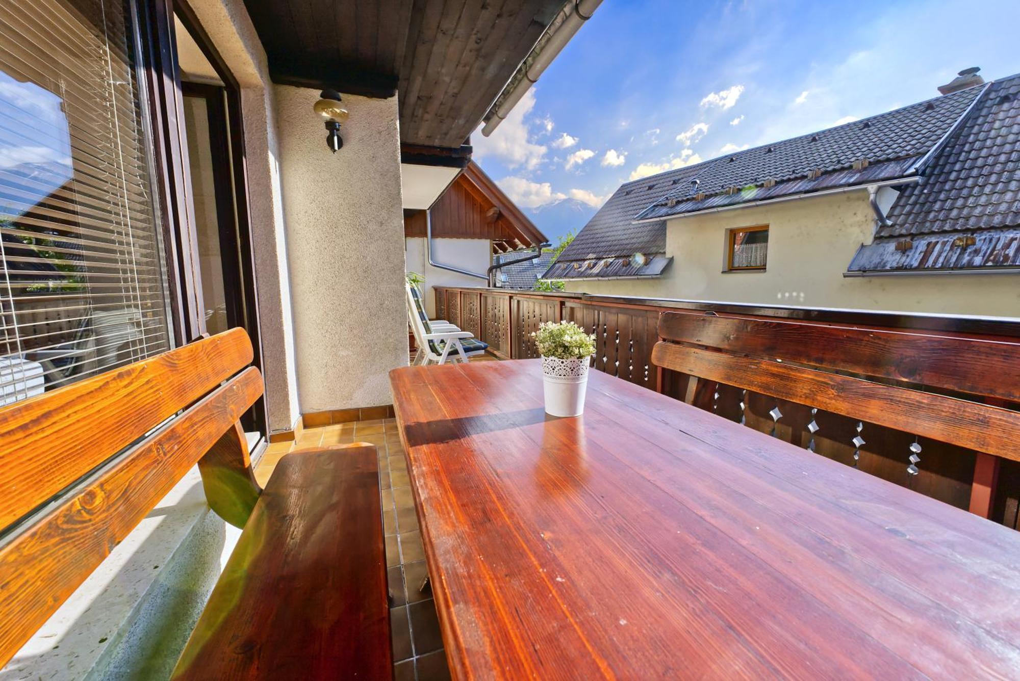 Castle Way Apartments Tamy Bled Bagian luar foto