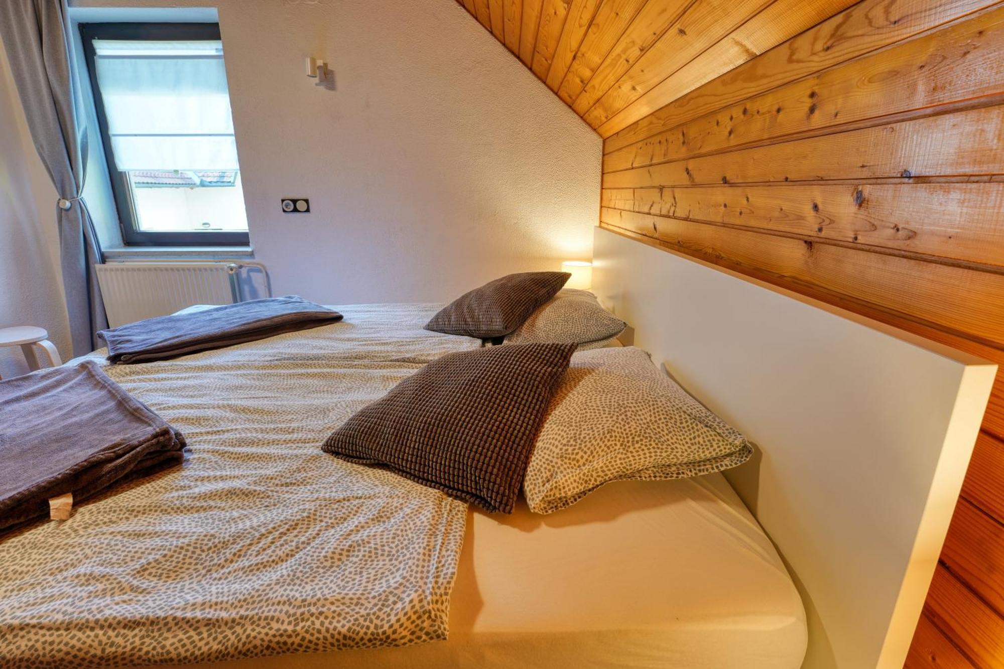 Castle Way Apartments Tamy Bled Bagian luar foto