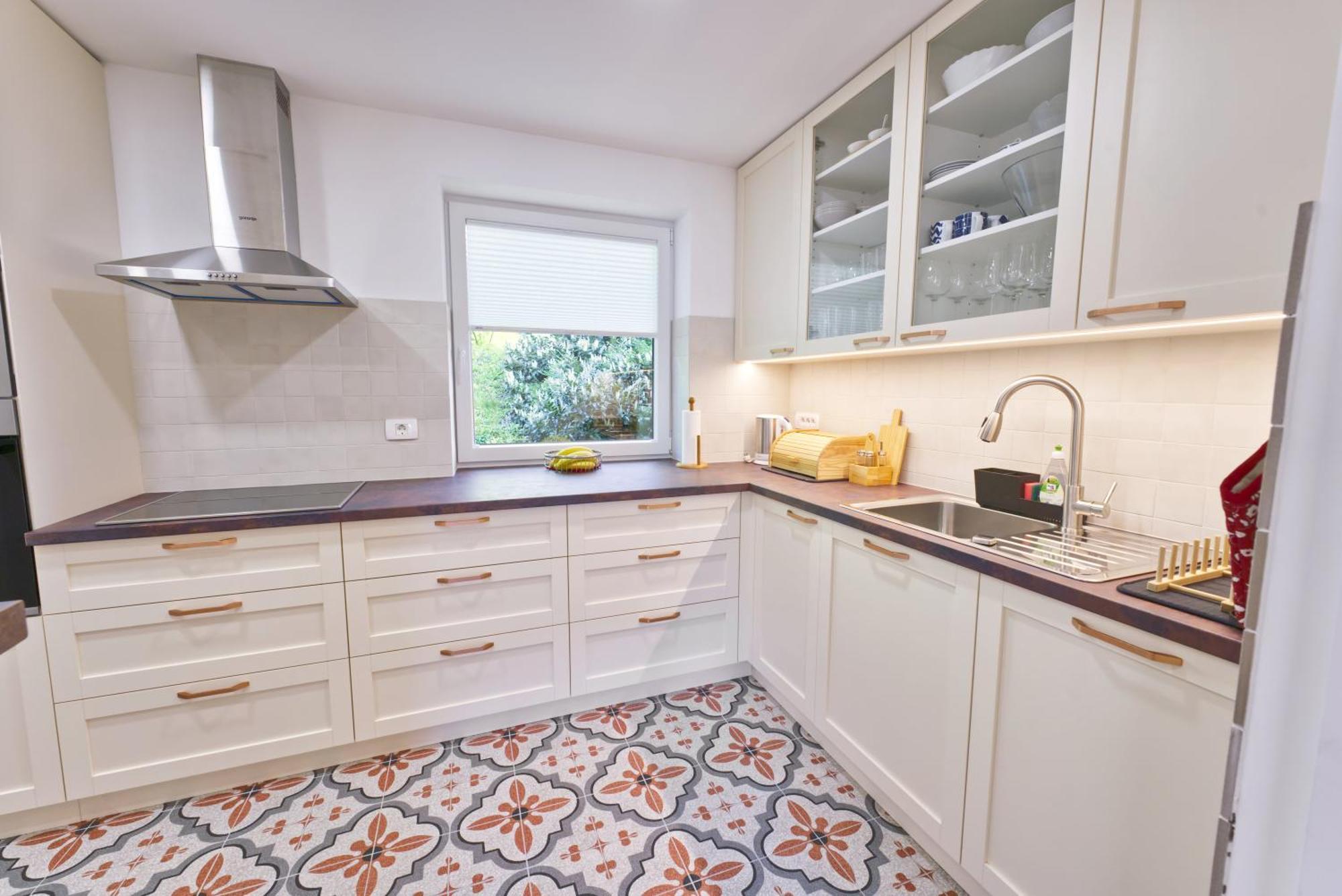 Castle Way Apartments Tamy Bled Bagian luar foto